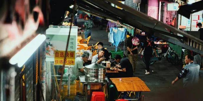 最新江湖地攤貨源批發(fā)，探索繁榮的商業(yè)新領(lǐng)域