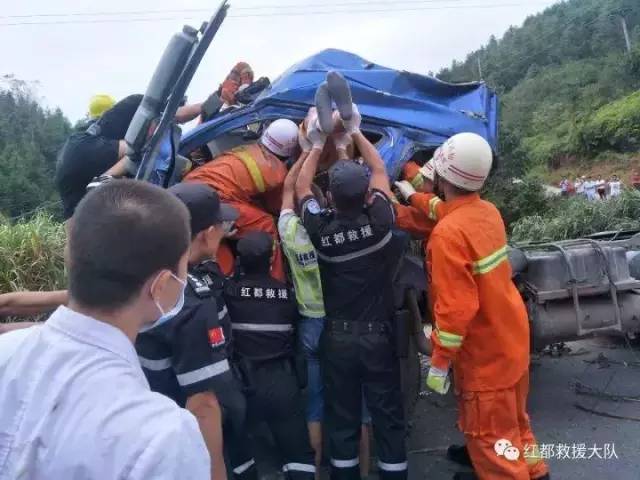 今天江西車禍最新新聞，事故現(xiàn)場(chǎng)救援與后續(xù)處理